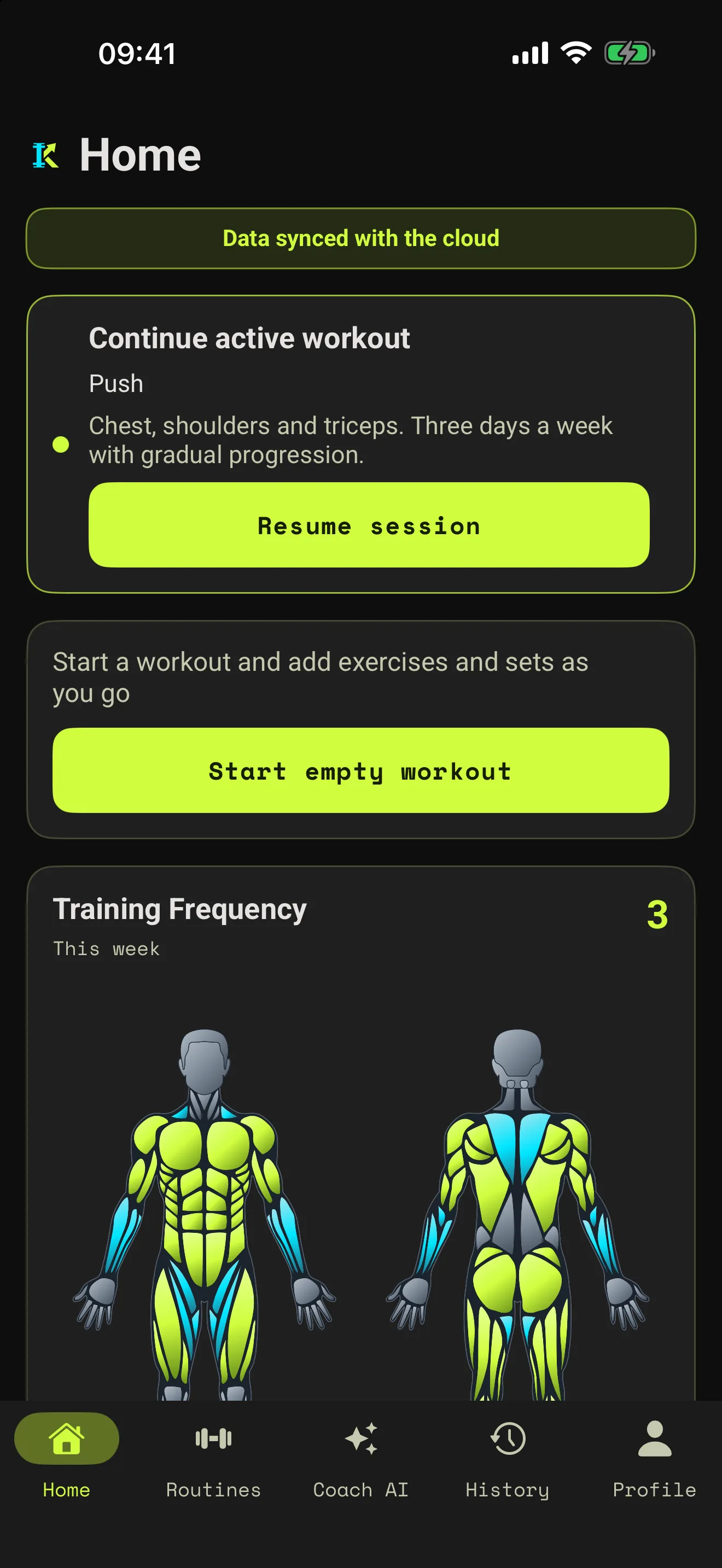 Home with an active workout, weekly training frequency and muscle map.